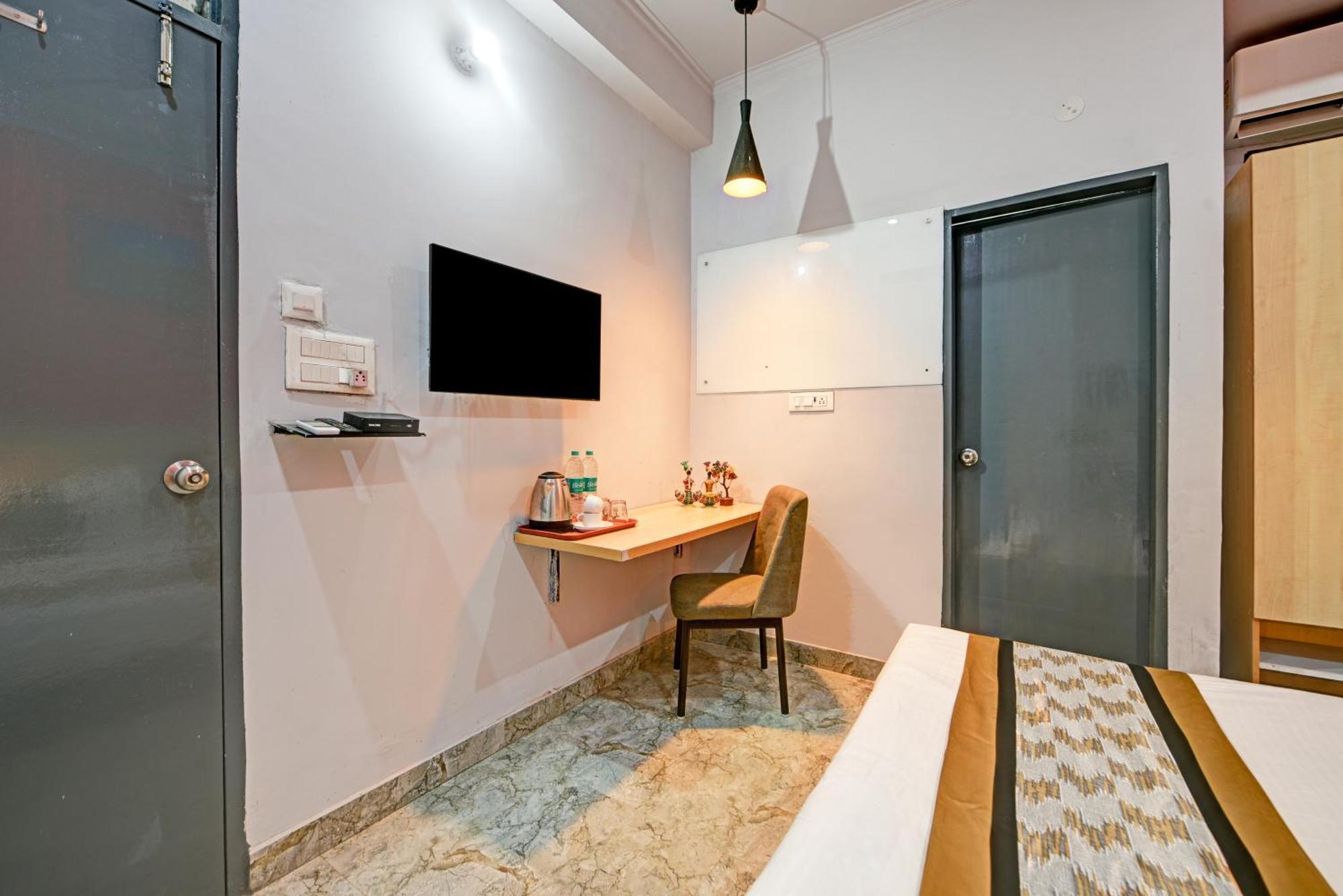 Royal Spark Inn1 - Medicity Gurugram, Near Medanta Hospital Gurgaon Exterior foto